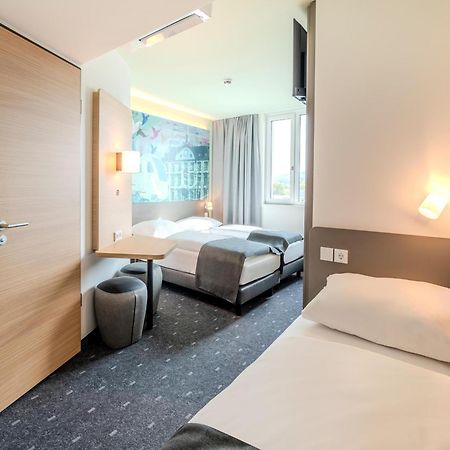 B&B Hotel Offenburg-Hbf Exterior foto